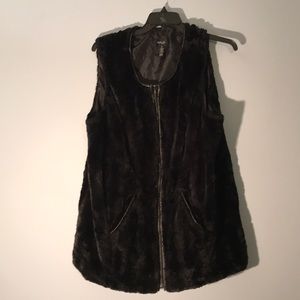 Style and Co. 3x black faux fur vest